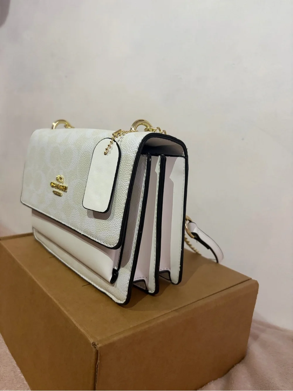 Coach Cream and White Signature Chain Shoulder Bag